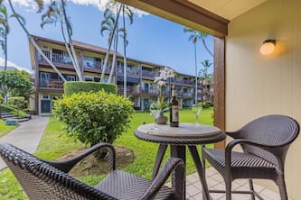 POPULAR ON OCEAN COMPLEX - GREAT AMENITIES AND LOCATION!!!