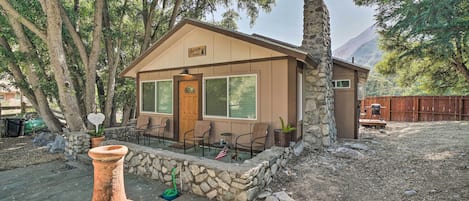 Mount Baldy Vacation Rental | 2BR | 1BA | 750 Sq Ft | Steps Required