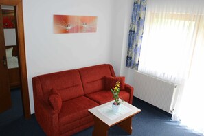 Wohnzimmer der Ferienwohnung Bergkastelblick