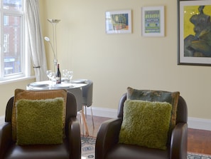 Living room/dining room | Bertys Beach View, Newbiggin-by-the-Sea