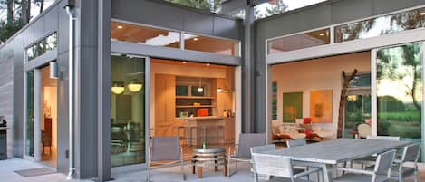 Indoor - Outdoor Living Overlooking acres of Pinot Noir