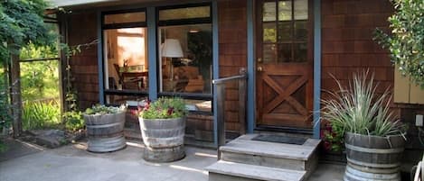 Private front entrance and garden patio 