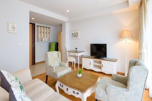 1BR-Studio Apt. Near Pool@RoccoHuaHin_3M