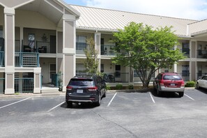 building 225