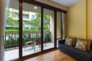 Baan SanSuk HH_2Bedroom Apt PoolView:HAC