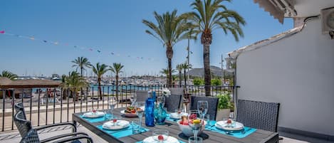 Gemütliche Wohnung mit großer Terrasse und Meerblick Alcudia