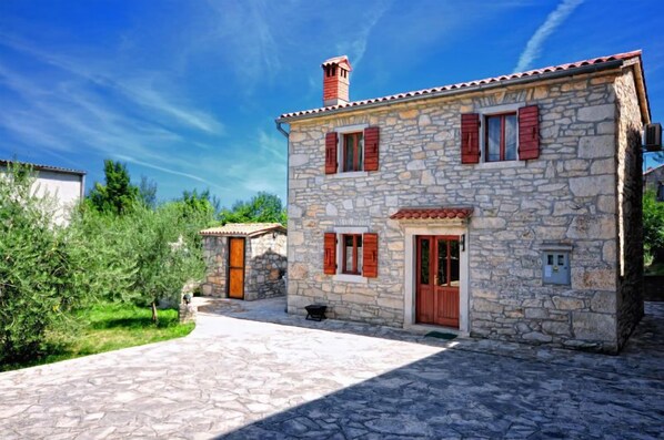 Sailor's house