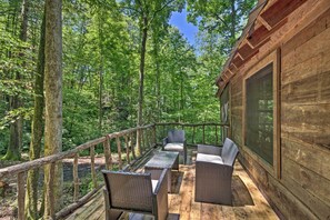 Private Deck