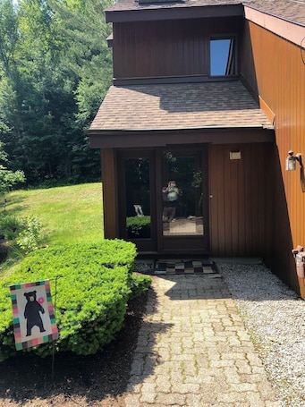 Enjoy the serenity of our end unit town house.