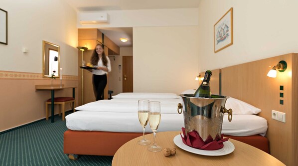 Doppelzimmer / Einzelzimmer Schwarzwaldhotel Gengenbach