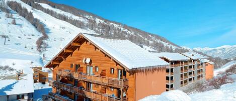 Enjoy close access to the ski hill from the charming wood buildings of the resort.