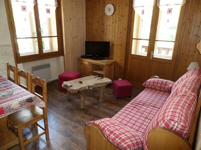 Apartment near downtown samoens 85 m² 8 to 12 people, renovated in 2011