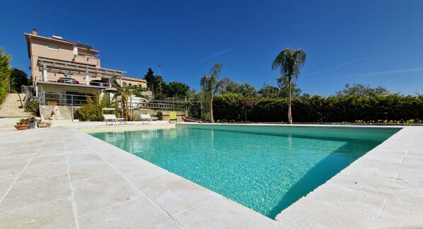 Alcamo, piscine privée