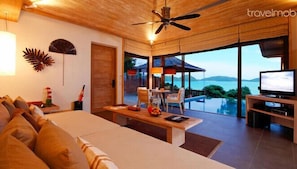 2 bedroom Pool Villa Ocean View