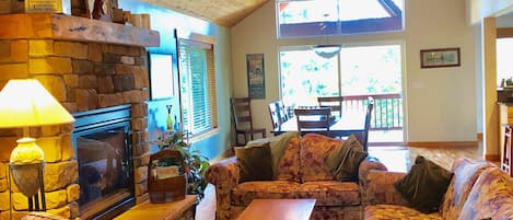 Main Floor Living Area