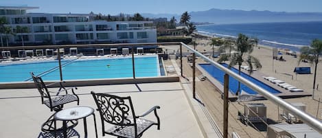 Terrace overlooks beach and Pacific Ocean 