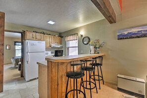 Kitchen | Drip Coffee Maker
