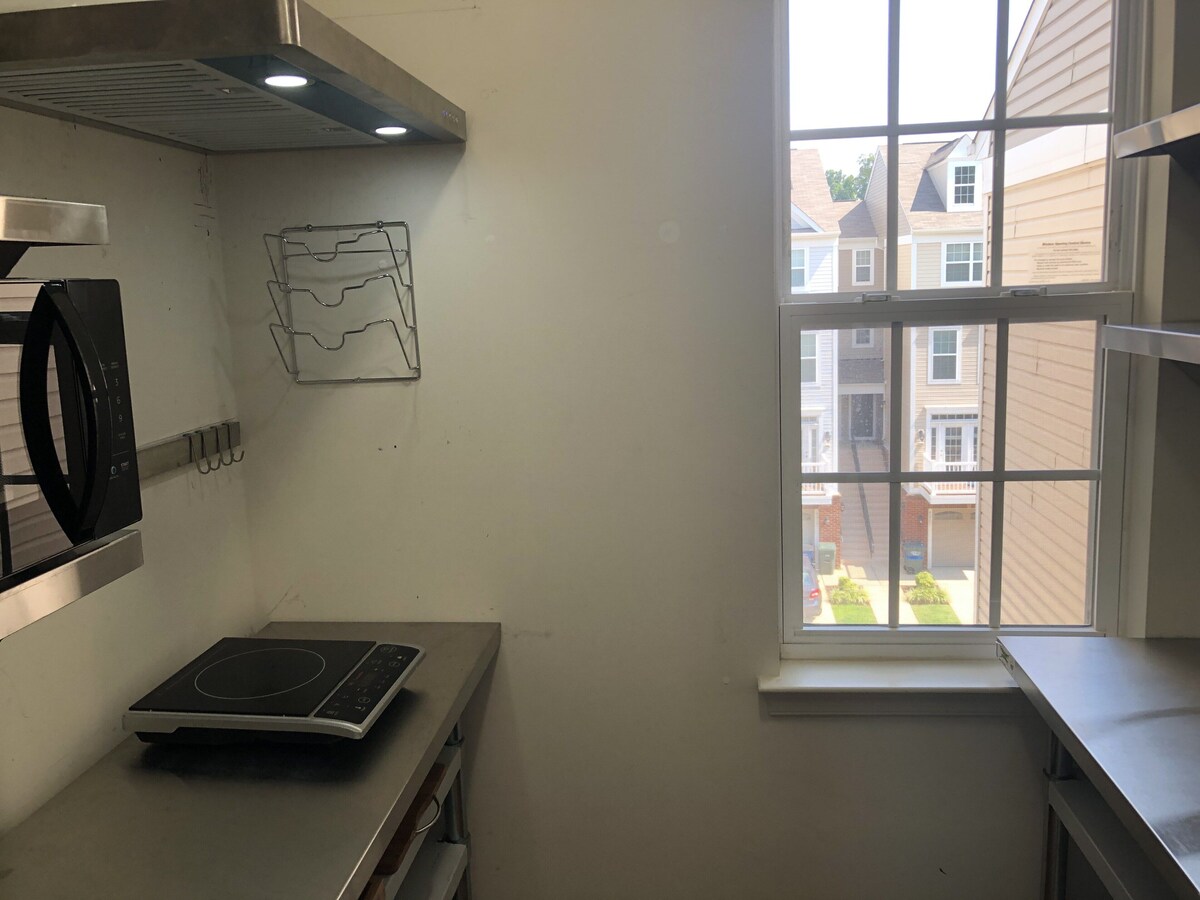 Corporate Housing/Relocation/1BRM/1Ba/30D/IAD