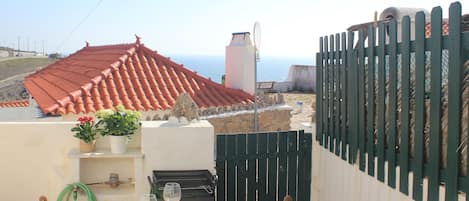 The little terrace is perfect for having a meal or relaxing.