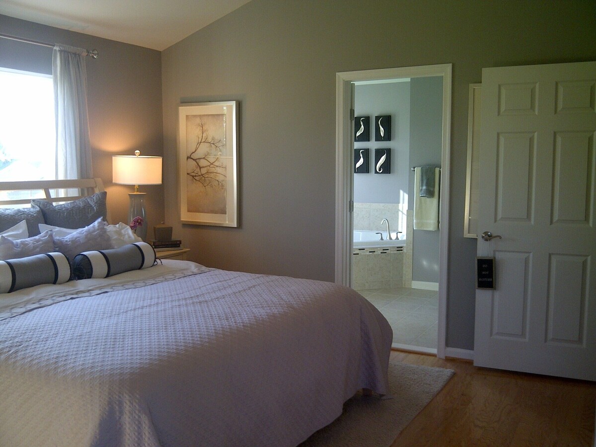 Corporate Housing/3BRMs/2Bathrooms/30D