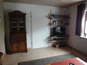 Wohnzimmer mit TV