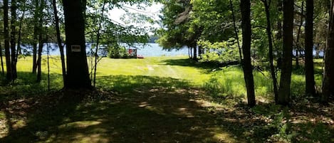 Lake frontage, sitting area