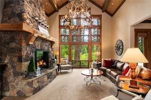 Picture perfect window that looks out to the golf course