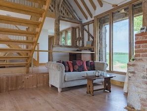 Peaceful seating area | Norwood Barn, Wormshill