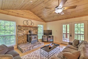 Living Room | Wood-Burning Stove