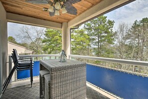 Private Balcony | Lake Views