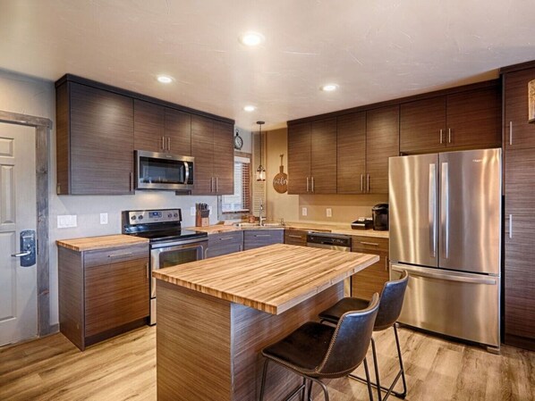 Mountain modern kitchen with custom cabinetry. 