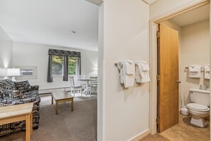 Looking into the living area.