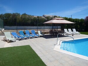 Swimming Pool & Patio Area