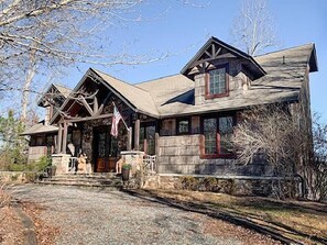 Fontana Lake Lodge