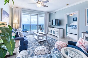 Welcome to Ocean Villa 802