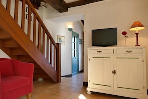 Living area. BaskoParadis