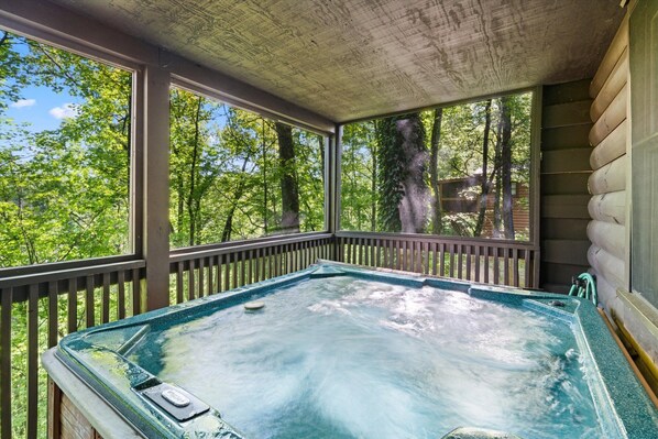 Bain à remous intérieur