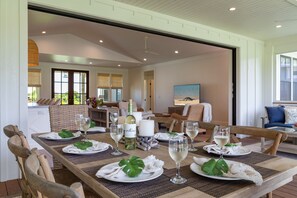 Kauai Dream House Dining