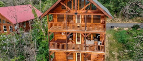 Bird eye view of cabin. three spacious decks for great mountain view