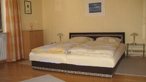 Ferienwohnung Nr.1-Wohn-Schlafzimmer