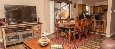 2427 Chamonix Lane - a SkyRun Vail Property - Dining Area