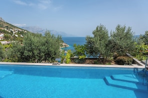 Sea views of the crystal blue-turquoise water of the Adriatic sea