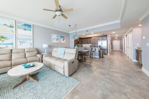 Living Room/Dining/Kitchen