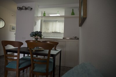 CUNIT HOME - TOTALLY RENOVATED APARTMENT WITH EVERYTHING NEW