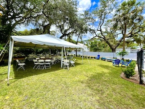 Large enclosed yard to host events. 