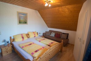 zZDEAKTIV_Ferienwohnung Seeblick, 60 qm, Balkon, 2 Schlafzimmer, max. 5 Personen-Schlafzimmer 2