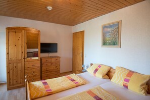 zZDEAKTIV_Ferienwohnung Seeblick, 60 qm, Balkon, 2 Schlafzimmer, max. 5 Personen-Schlafzimmer 2