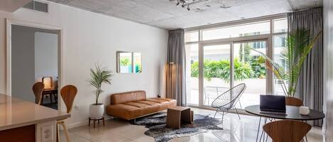 Comfortable and relaxing open-plan living and dining room.
