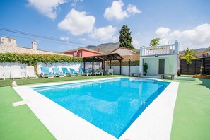 Casa Los Mimbrales with private pool | Cubo's Holiday Homes
