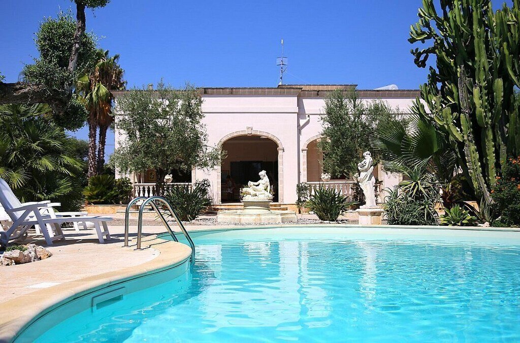 Picture of villa
